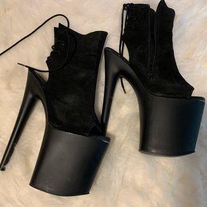 Used pleaser heels